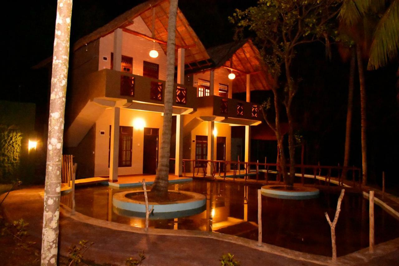 Pelican Lake Udawalawe Exterior photo